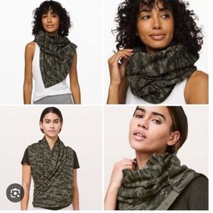 NWOT Lululemon Athletica Green Camo Green Multi Vinyasa Scarf Four-Way Stretch